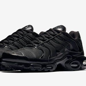 Nike Air Max Plus “Triple Black” Men's SZ 10 Sneakers 604133-050 No Lid …